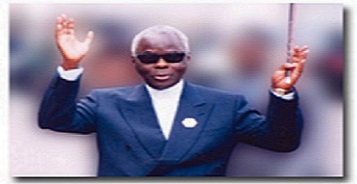 LE «PÈRE DE LA DÉMOCRATIE» EN AFRIQUE