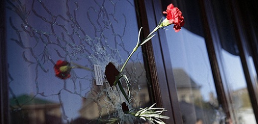 POURQUOI PARIS ?