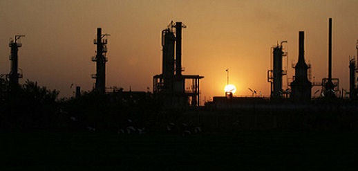 SOMBRES PERSPECTIVES POUR L’INDUSTRIE PÉTROLIÈRE