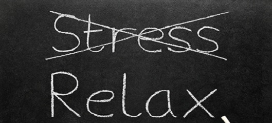 CINQ ASTUCES POUR ÉVITER LE STRESS AU TRAVAIL