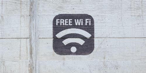 « MÉFIEZ-VOUS DU WI-FI PUBLIC ! »