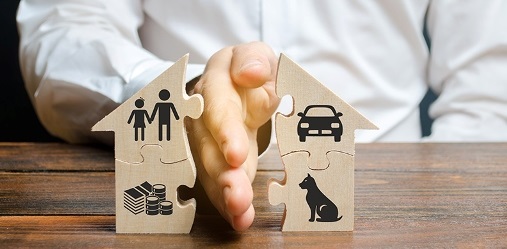 LES CONSEQUENCES PATRIMONIALES DU DIVORCE