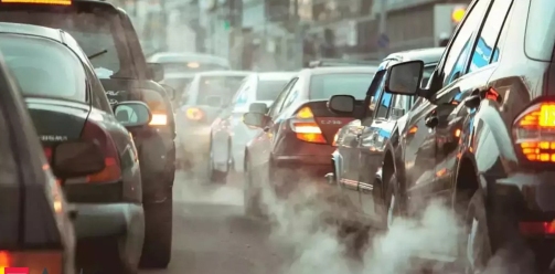LA POLLUTION DES VOITURES